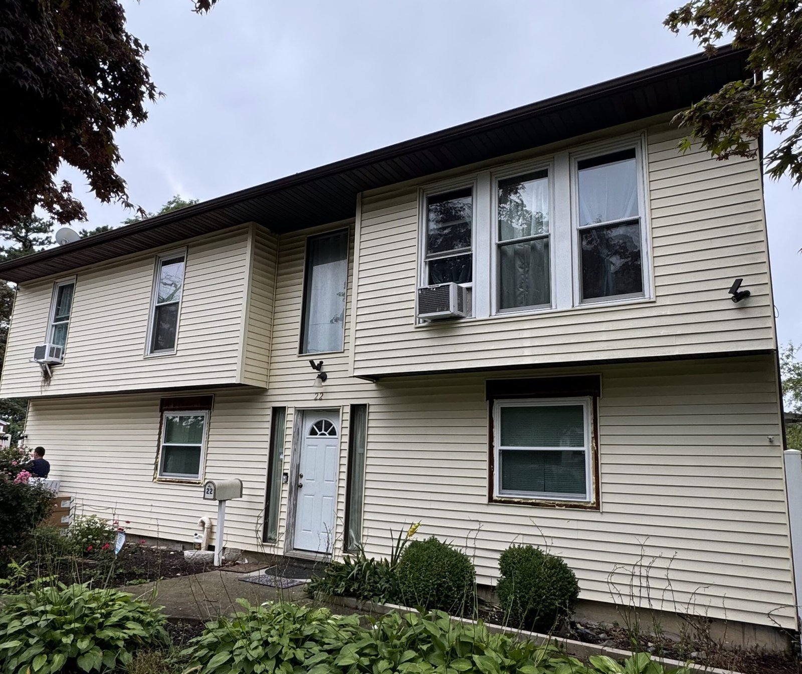 Siding 7 Before Remodel